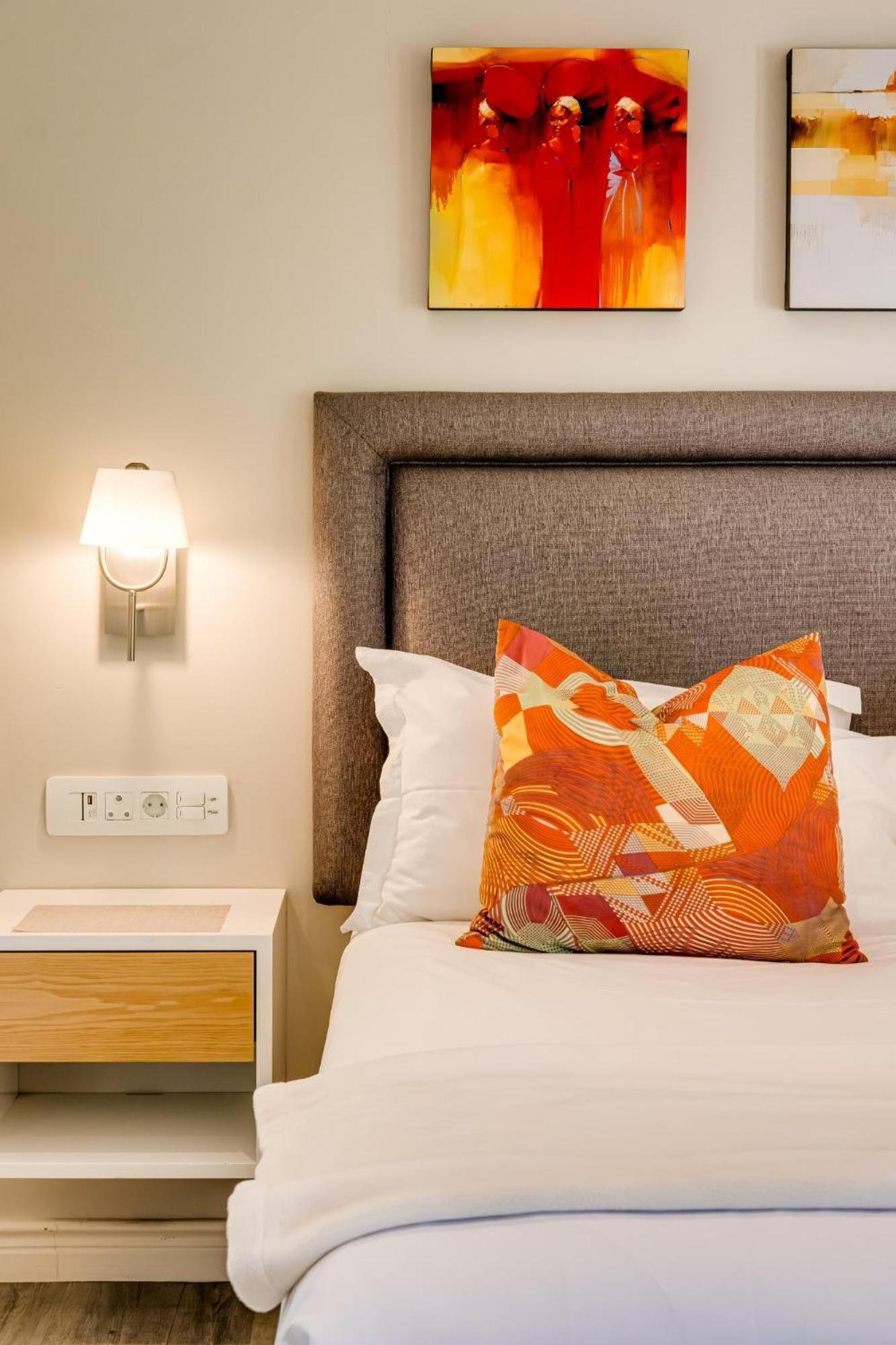 (0 m²) w okolicy Camps Bay z 2 sypialniami i 1 łazienkami Kapsztad Zewnętrze zdjęcie