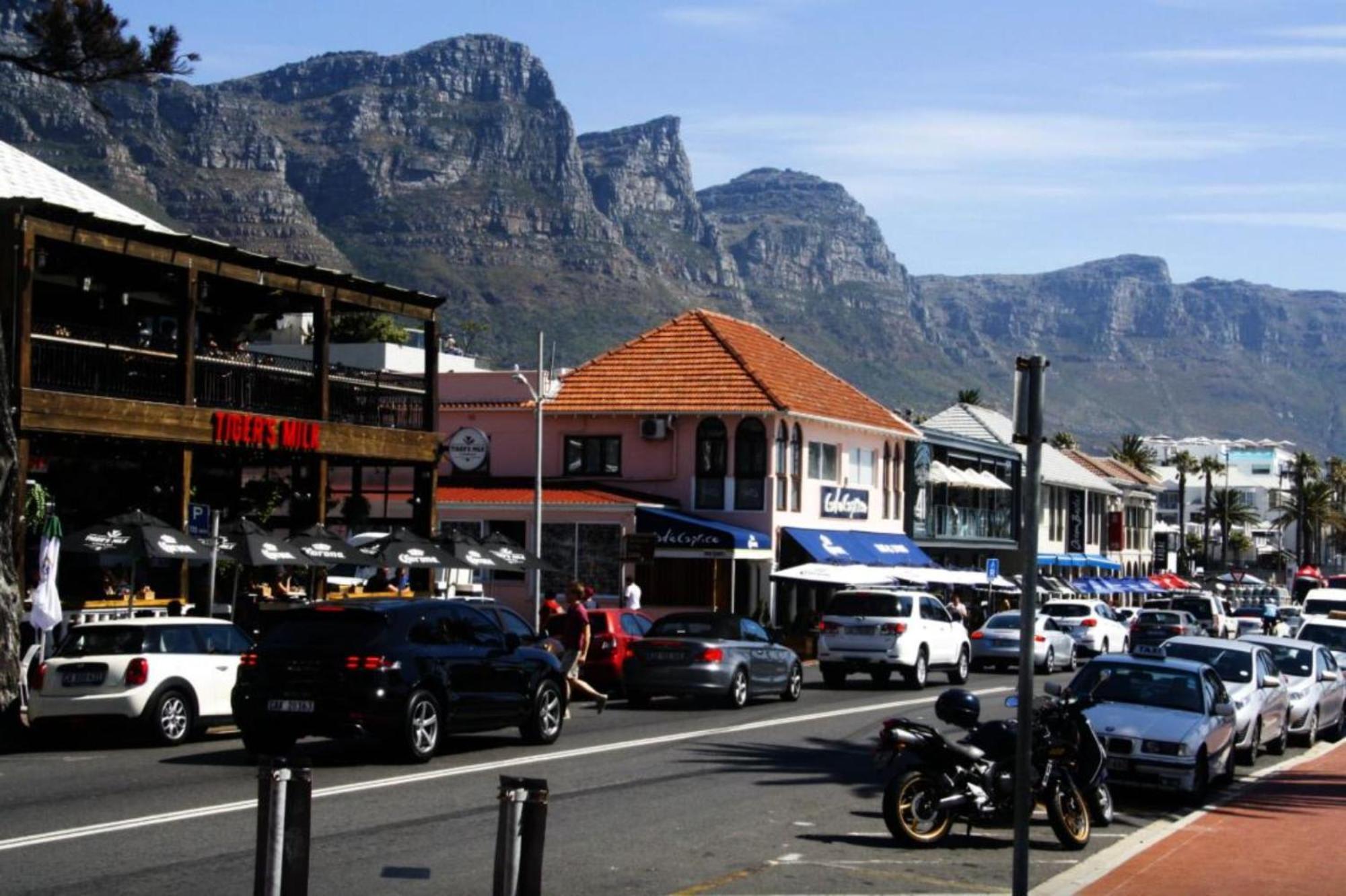 (0 m²) w okolicy Camps Bay z 2 sypialniami i 1 łazienkami Kapsztad Zewnętrze zdjęcie