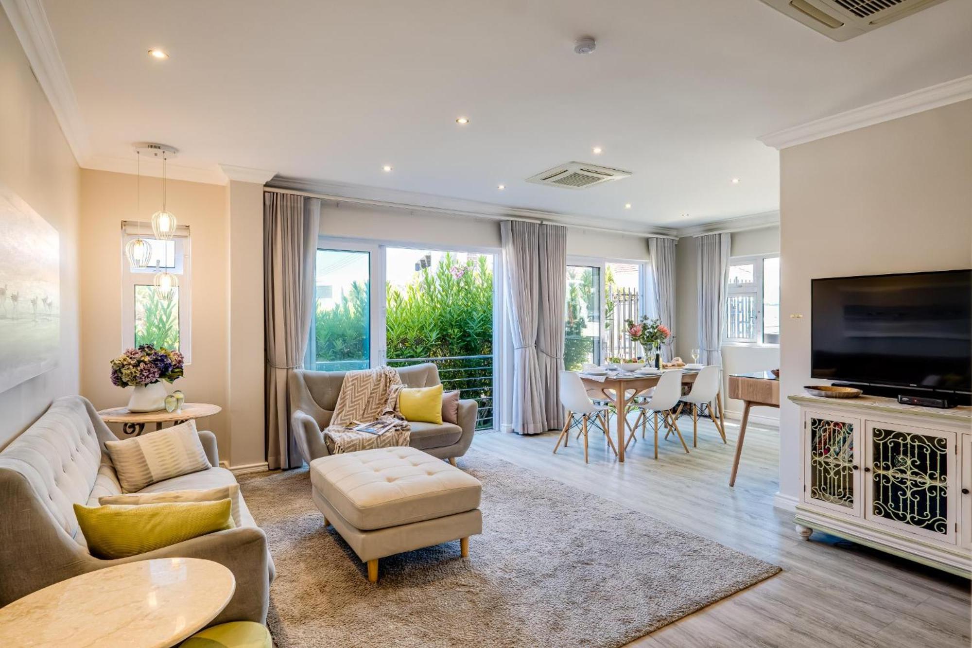 (0 m²) w okolicy Camps Bay z 2 sypialniami i 1 łazienkami Kapsztad Zewnętrze zdjęcie
